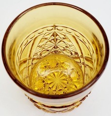 Richards & Hartley EAPG Mikado Daisy & Button w/Crossbars Amber Tumbler 1886