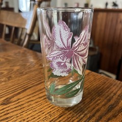 Vintage BOSCUL PEANUT BUTTER Drinking Glass Gray Orchid w/ Raspberry highlights