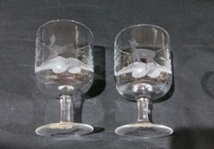 2 SALZBURGER CRISTALLGLAS Deer Stag Rabbit Etched Crystal Wine Glass Austria