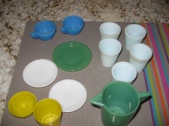 VTG Hazel Atlas 1950’s Pastel Child’s Tea Set Plates / Saucer Cups Tumblers 10