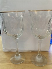 Crystal Goblets with Swirl Pattern and Gold Trim – 7.75″ x 3.5″ – Circleware?