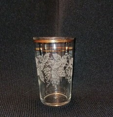 Bartlett Collins Vintage Frosted Grape Vine 22KT Gold Trim 5 Oz Glass Tumbler