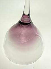 Qualia 2 Topaz Martini Wine Glasses Clear Purple Swirl Mouth Blown Amethyst Bar