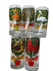 12 Days Of Christmas Set Of 5 Holiday Drinking Glasses Vintage 1970-80’s Whimsy