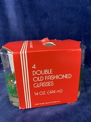 Vintage 4 Libbey Double Old Fashioned Glasses NOS Pine cones Holly