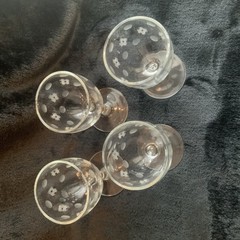 Vintage Set Of 4 Etched Stemmed Geometric Pattern Goblets Glasses 4 3/8”T 2 1/4D
