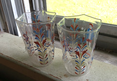 MATCHING PAIR OF 6 SIDED SALVIATI VENETIAN GLASS TUMBLERS ENAMEL DECORATED 1890s