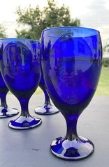 Libbey Premiere Cobalt Blue Wine Glass Water Goblets 7” Tall Thick Stem Set Of 3