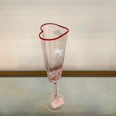 Pink Heart Shaped Champagne Flute Glass Set of 2 Red Rim Valentines Day NEW