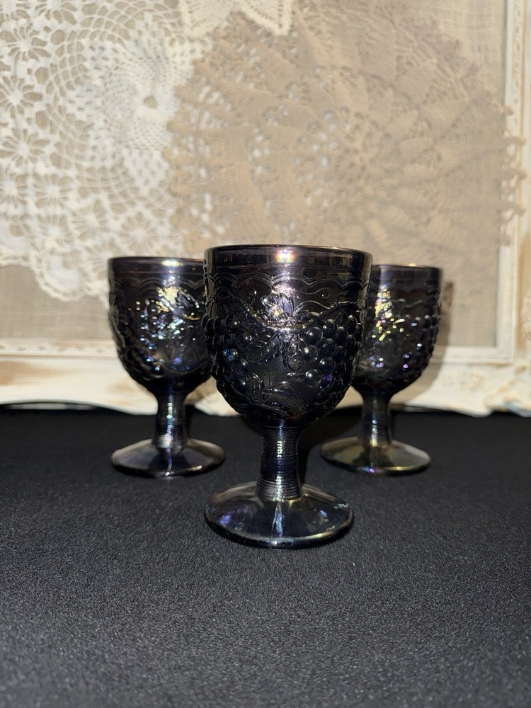 Amethyst Carnival Glass «Grape» pattern stemmed goblets Imperial Glass Company