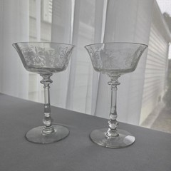 Set of 2 Heisey Orchid Etched Stemware Wine Glasses Champagne