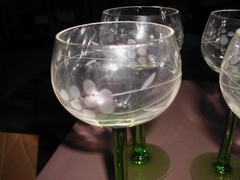 Vintage Luminarc France Emerald Green Stem Etched Wine Glasses Set of 5 – 1970’s