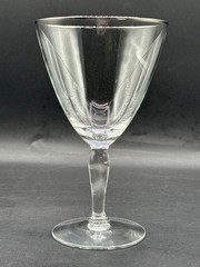 Tiffin Franciscan Mona (#17551) Clear Glass Wine Goblet With Platinum Rim 6 1/2