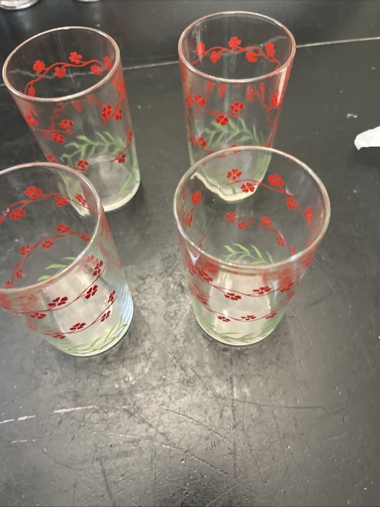 4 small vintage clear juice glasses Pattern