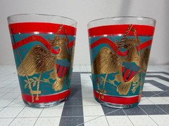 Vtg Cera Gold Eagle E Pluribus Unum Lowball Glasses Set of 2 red blue & gold VG+