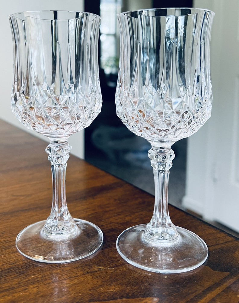 Set of 2 Vintage Cristal D’Arques-Durand Longchamp Crystal Wine Glasses 6.5” H