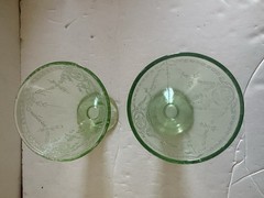 BELMONT~Vtg Pair Depression Glass 9 oz FOOTED TUMBLER GLASSES (Rose Cameo Green)