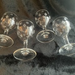 Vintage Set Of 4 Etched Stemmed Geometric Pattern Goblets Glasses 4 3/8”T 2 1/4D