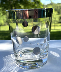 Dorothy Thorpe Style Silver Band and Polka Dots 15oz Double Old Fashioned VGUC