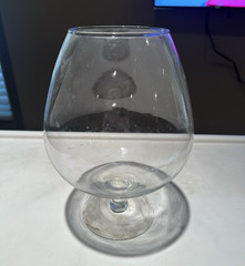 Clear Glass Brandy Snifter Goblet Stemmed Round Shape Drinking Glass
