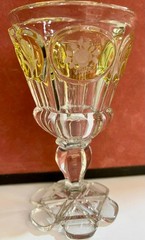 19th century Bohemian goblet with cabochon ring decoration engraved with flowers