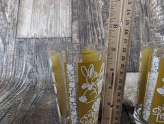 vintage drinking glasses set Of 2 Father Mother Spring Rabbit Nn0212