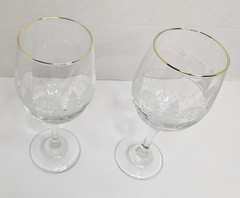 Libbey Arbys Frosted Winter Tree Scene Lot of 2 Wine Glasses/Goblet w/Gold Rim