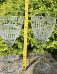 2 RARE Pasabahce Wine Water Glasses Goblets, Etched Lines & Dots. 8″ FREE SHIP