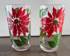 Vintage Hazel Atlas Poinsettia 5” Glass Tumblers 10 oz Set of 2