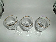 Gorgeous Set of 3 Gorham Diamond Gold Cut Crystal 8 oz. Wine Stems
