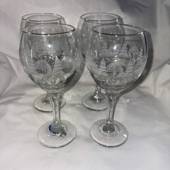 4 Vintage Arby’s Christmas Wine Goblet Glasses Winter Scene Snow Trees Gold Rims