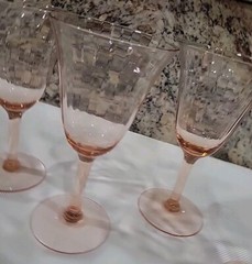 4 Vintage Pink Glass Paneled Optic Stemmed Goblet Glasses 8 Ounce 6 5/8″ Excell