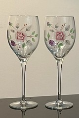 Set Of 2 ROMANIA WINE GLASSES Hand-painted Floral Design Made In Romania 8″