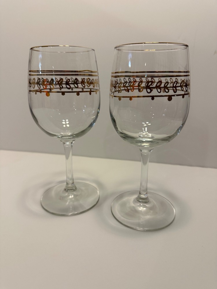 2 Wine Glasses Hand painted Gold Festive 7 1/2 inches beautiful scrolling