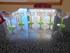 6 ANCHOR HOCKING CIRCLE IRIDESCENT GREEN STEMMED GLASS SHERBET/CHAMPAGNE GOBLETS