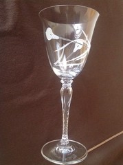 New 8 OSCAR de la RENTA CRYSTAL CARVED WATER / WINE GLASSES Hight 8 1/4″
