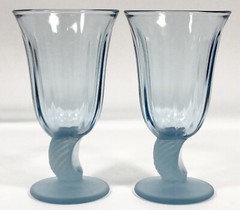 3 Fostoria CAPTIVA Blue FROSTED Sea Shell Stem Water WINE Tea Goblets 5 7/8″ Vtg