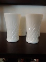 Anchor Hocking Pinapple Milk Glass Tumblers (4) 8ozs