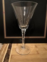 24% leaded Crystal wine glass by Towle – Cornet pattern – 7.5 Inches