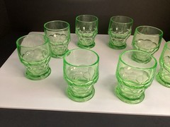 8 VTG uranium green Georgian tumblers 5oz flat depression glass USA