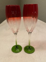 Champagne Glasses set of 2 Beautiful Reds, Clear and green
