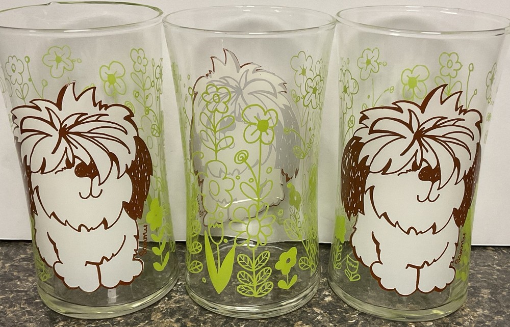 Lot of 3 Sammy Shaggy Dog Floral Green Flowers Cartoon Tumbler Glasses Vintage