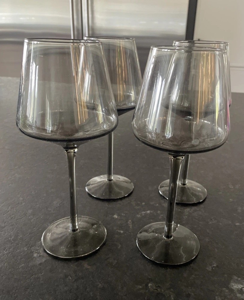 Set of 4 Mid Century Modern Wine Glasses Barware Smoke Grey/ Black 9″ STYLISH