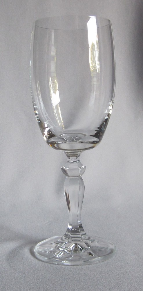 Wine Goblet Glass Import Assoc Crystal Bohemia Ingrid Andrea Pattern 7″