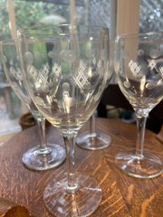Vintage Etched Wine Glasses 4 With Crisscross and Dot Pattern Art Nouveau Style