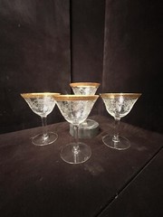 Vintage Etched Basket Gold Encrusted Bulb Stem Set Of 4 Glasses Glasses