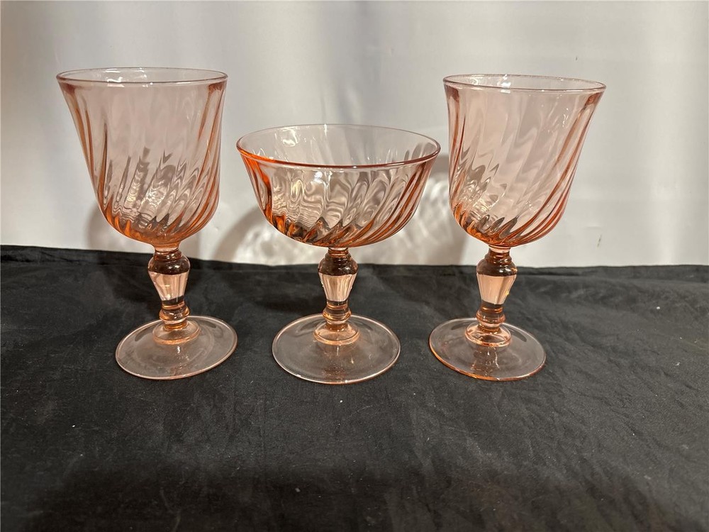 Cristal D’Arques Durand Rosaline Pink Swirl 2 Water & 1 Champagne Tall Sherbet