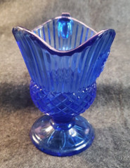 AVON FOSTORIA BLUE PITCHER ~ George Washington Mt. Vernon ~ 1976 (C7B2)