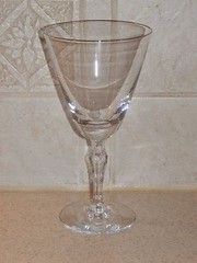 FOSTORIA GLASS ENGAGEMENT PATTERN WATER GOBLET PLATINUM TRIMMED 7″ EXCELLENT!
