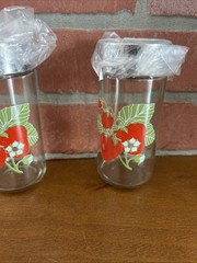 Vintage Set of Libbey Strawberry Blossom Salt And Pepper Shakers